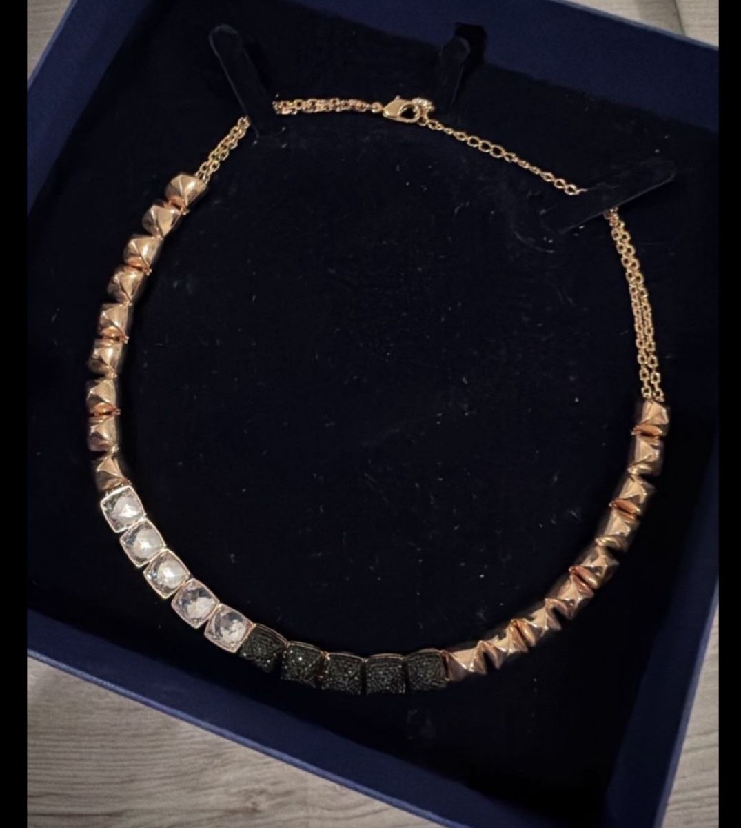 Swarovski Altri gioielli: Swarovski Schmuck Set Gold, Rosé, Schwarz – Nuovo (secondo la descrizione) da Siebnen venduto da gen_z7vd
