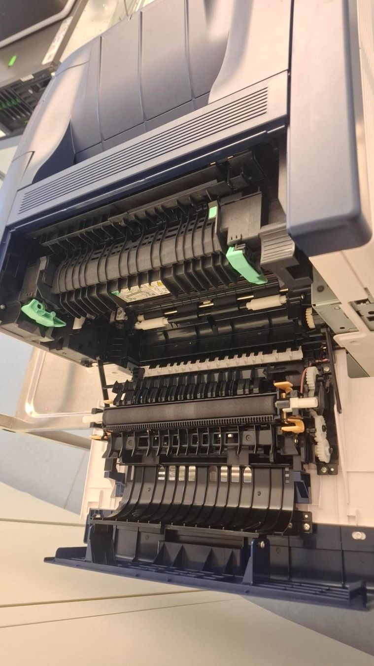 Xerox Imprimantes: Xerox Phaser 6600 Farbdrucker – D'occasion à Allschwil par Stormize91 3