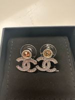 Chanel Strass Ohrringe mit Rosa Kristall