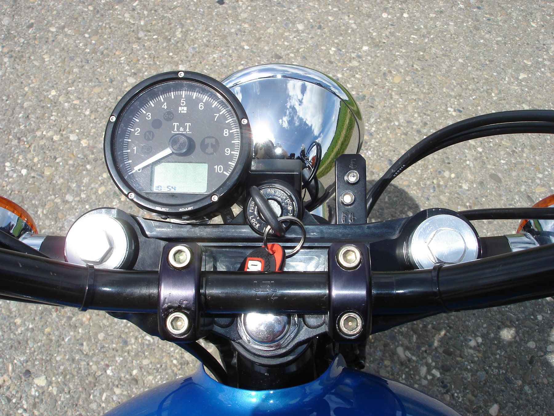 Kawasaki Strada: Kawasaki W800  (Cup Version W 800) – Usato da Gelterkinden venduto da hundredmilehouse 7