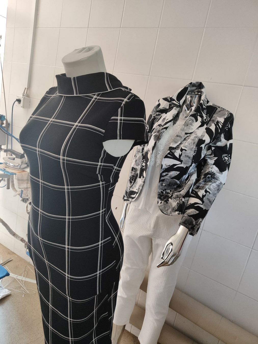 H&M Vestiti: Damen Kleid Gr XS – Nuovo (secondo la descrizione) da Langnau am Albis venduto da Judithsebi 3