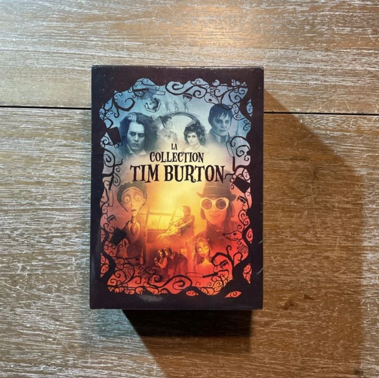 Tutti i DVDs: Coffret Tim Burton - 4 films - DVD – Usato da Bassecourt venduto da CALUMET-X