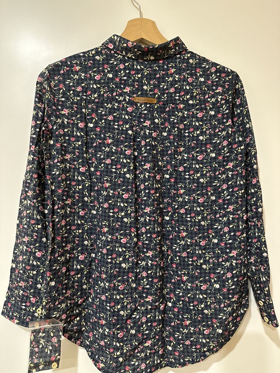 Camicette, T-shirt & Top: Chemise fleurs taille 146cm – Nuovo e nell'imballaggio originale da Troinex venduto da mar_5w5y 2