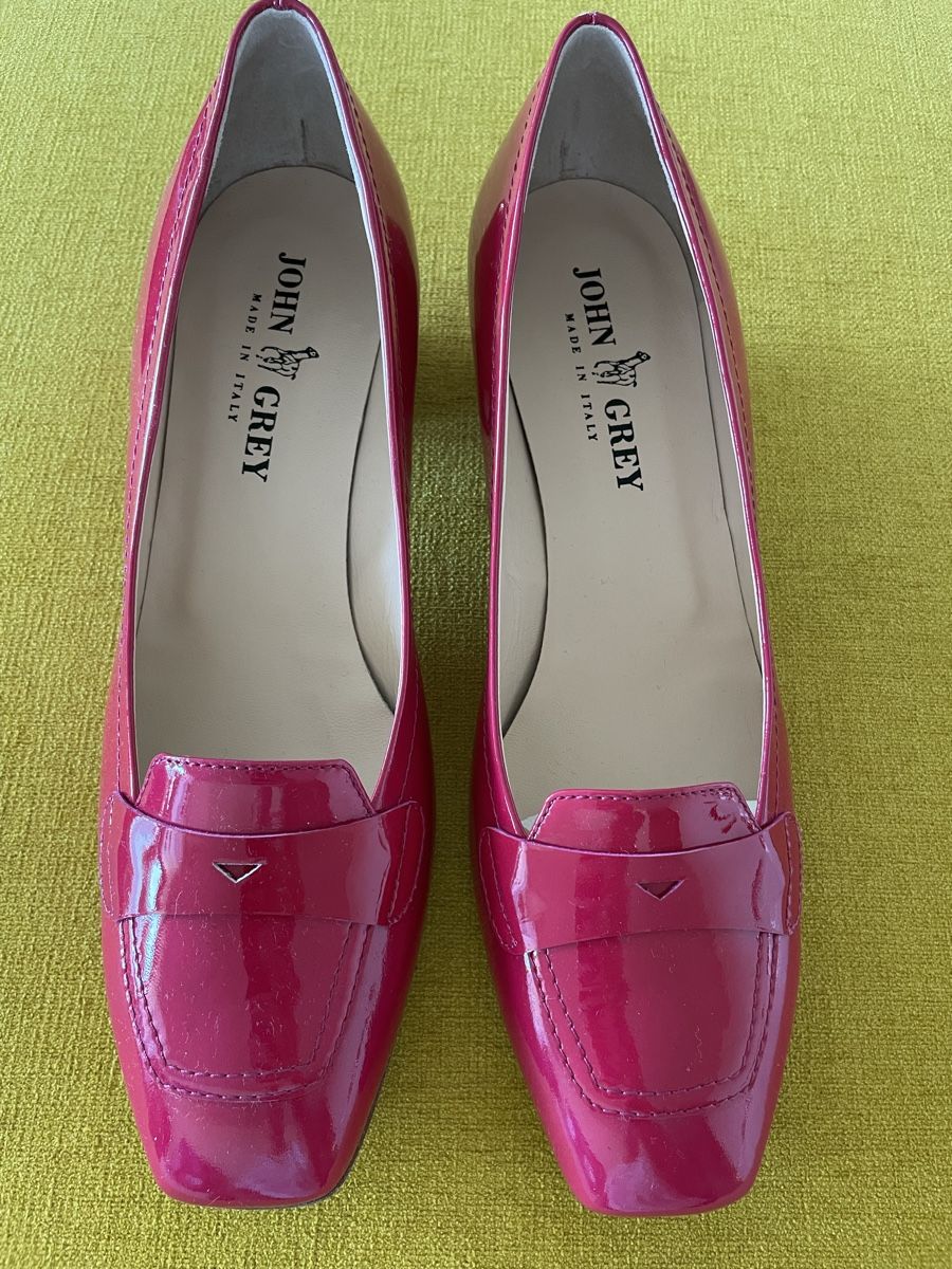 Damenschuhe: John Grey Damen-Lackschuhe Neu – Neu und originalverpackt aus Feusisberg von Mila1122 1