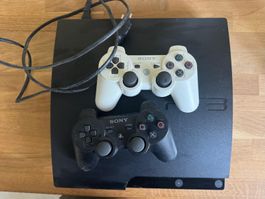 Sony PlayStation 3 Konsole mit zwei Controllern