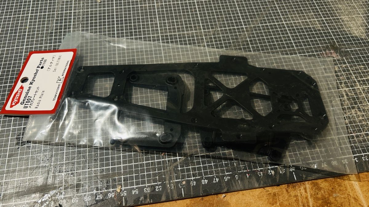 Kyosho Modellismo RC: Original Kyosho Ultima Radio Plate – Nuovo e nell'imballaggio originale da St.Gallen venduto da holyhobby 3