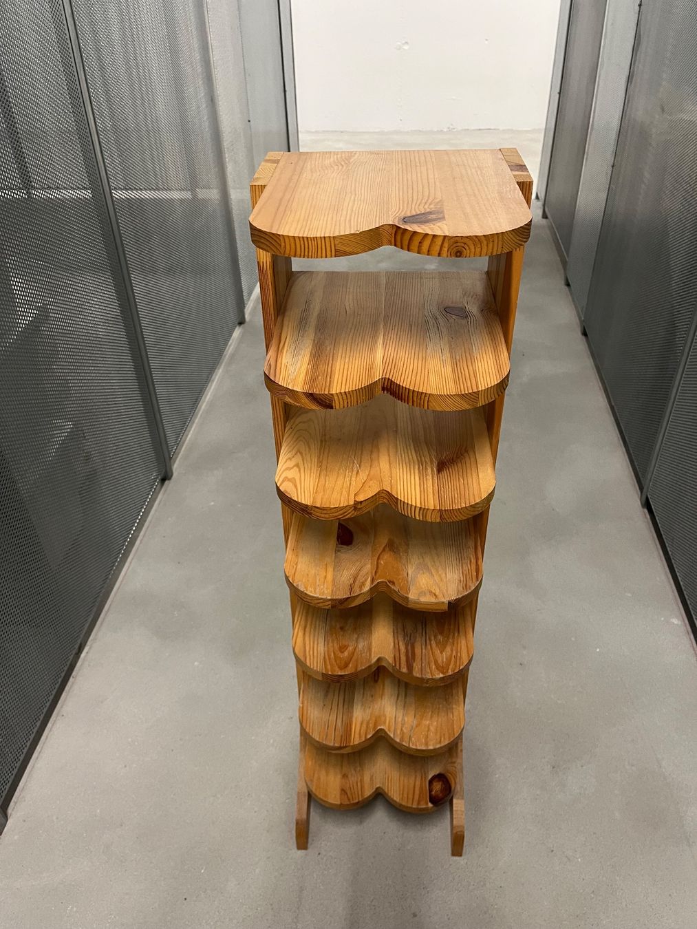 Regale: Schuhregal Holz – Gebraucht aus Effretikon von inscha