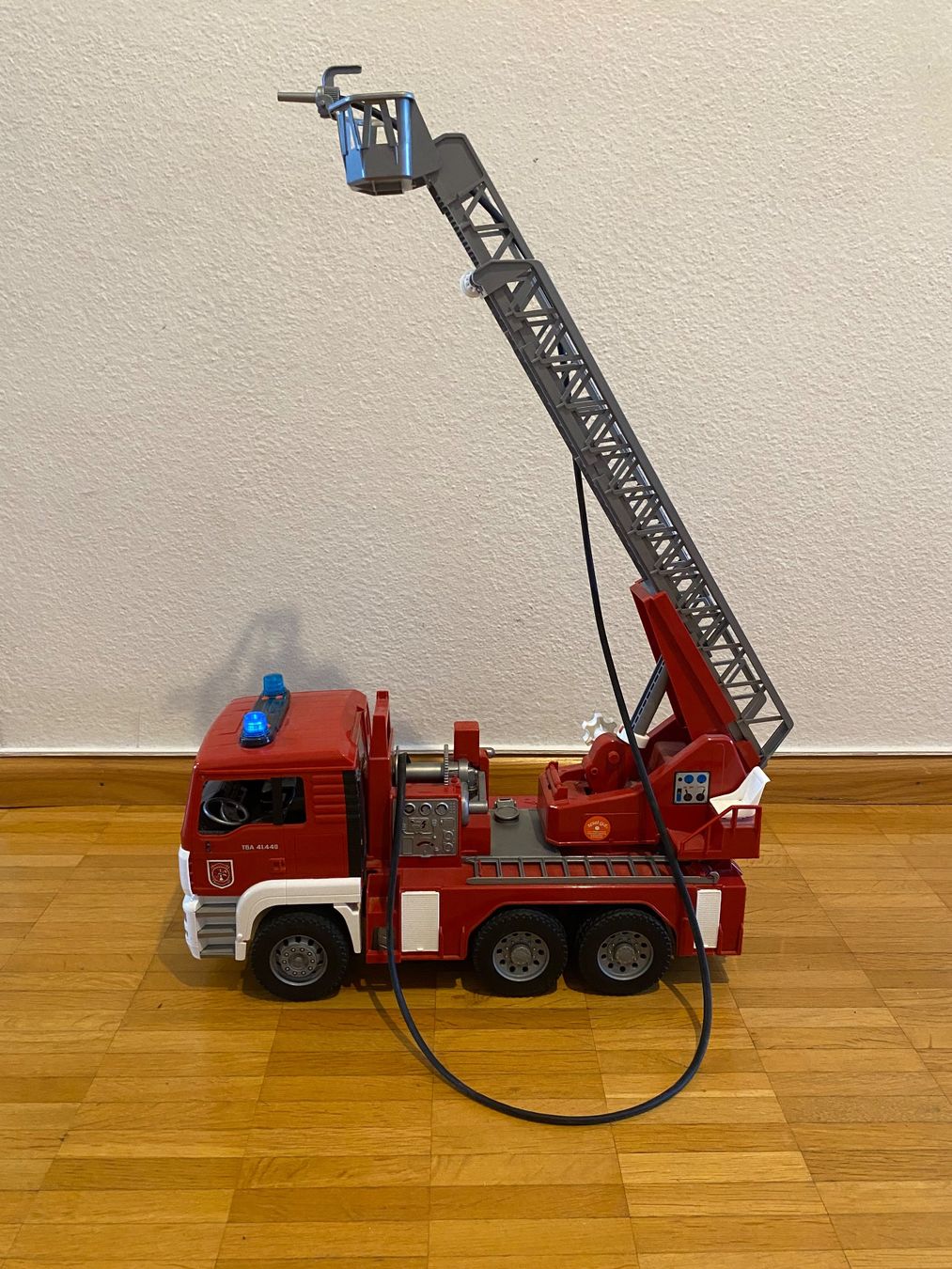 Jouets: Camion pompier enfants – D'occasion à Basel par OK2010 4