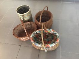 Lot de 4 paniers en osier, divers motifs et tailles