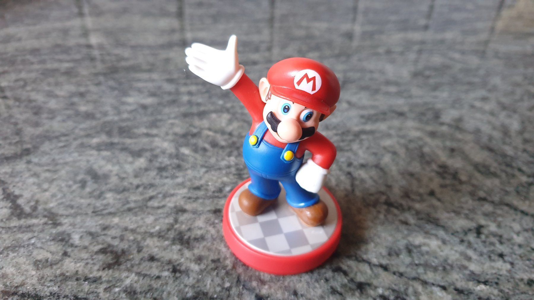 Statuette: SUPER MARIO TOAD AMIIBO FIGUR – Usato da Wengi b. Büren venduto da Ot1000