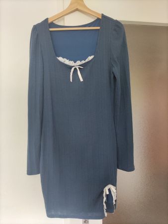 Robe pull bleu marine avec dentelle et noeuds Shein L