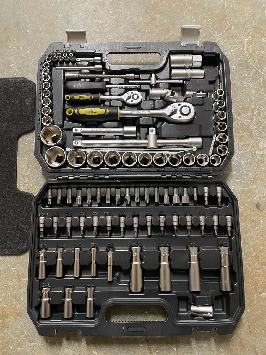 Tutti gli attrezzi: Boîte à outils moto US/UK – Nuovo (secondo la descrizione) da Crissier venduto da yoann_b_ 1