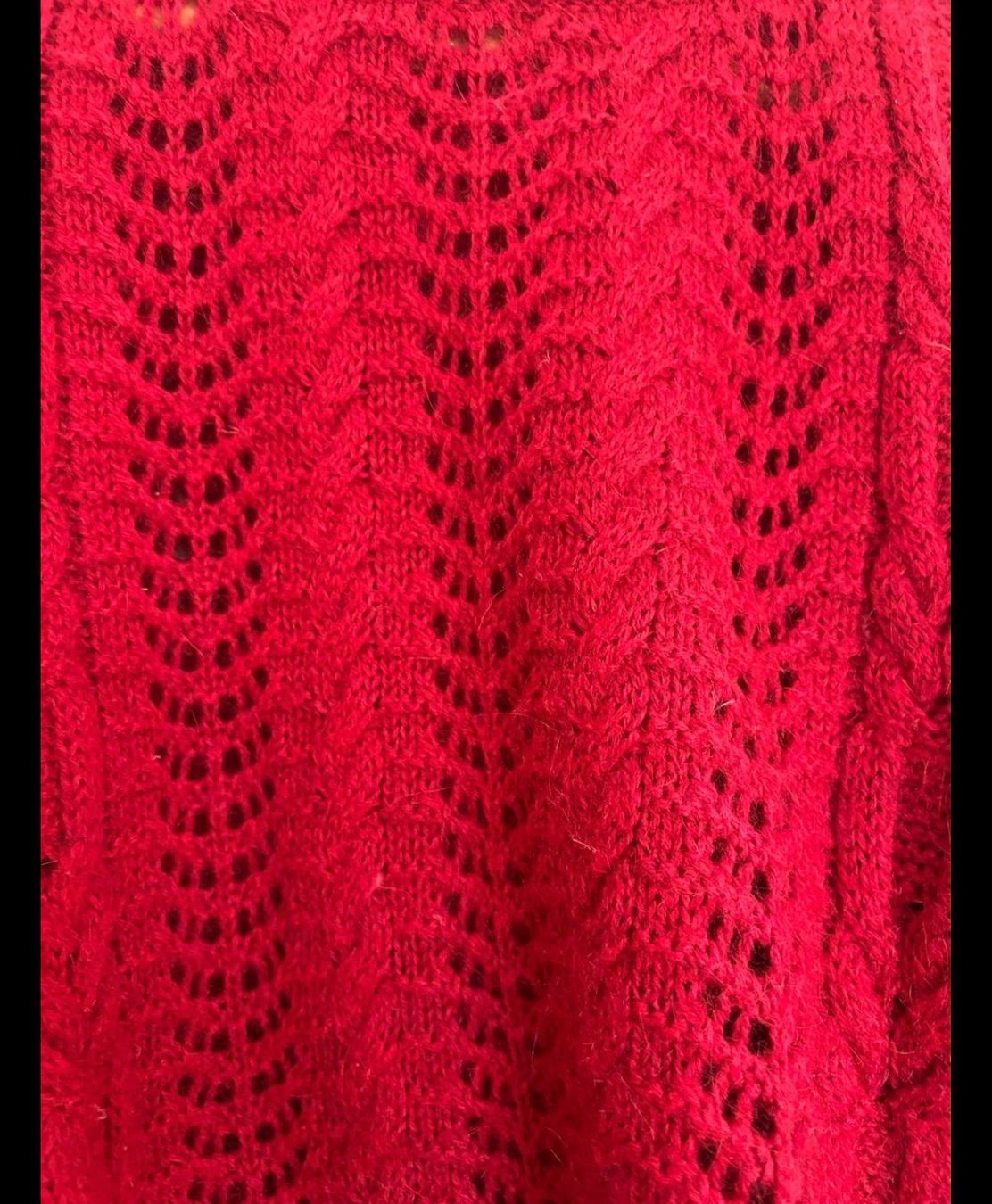Maje Maglioni & Felpe: maje - Roter Strickpullover mit Lochmuster – Usato da Walenstadt venduto da Unianrig 1
