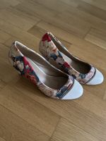 Ballerinas mit Blumenmuster, Grösse 38, neuwertig!