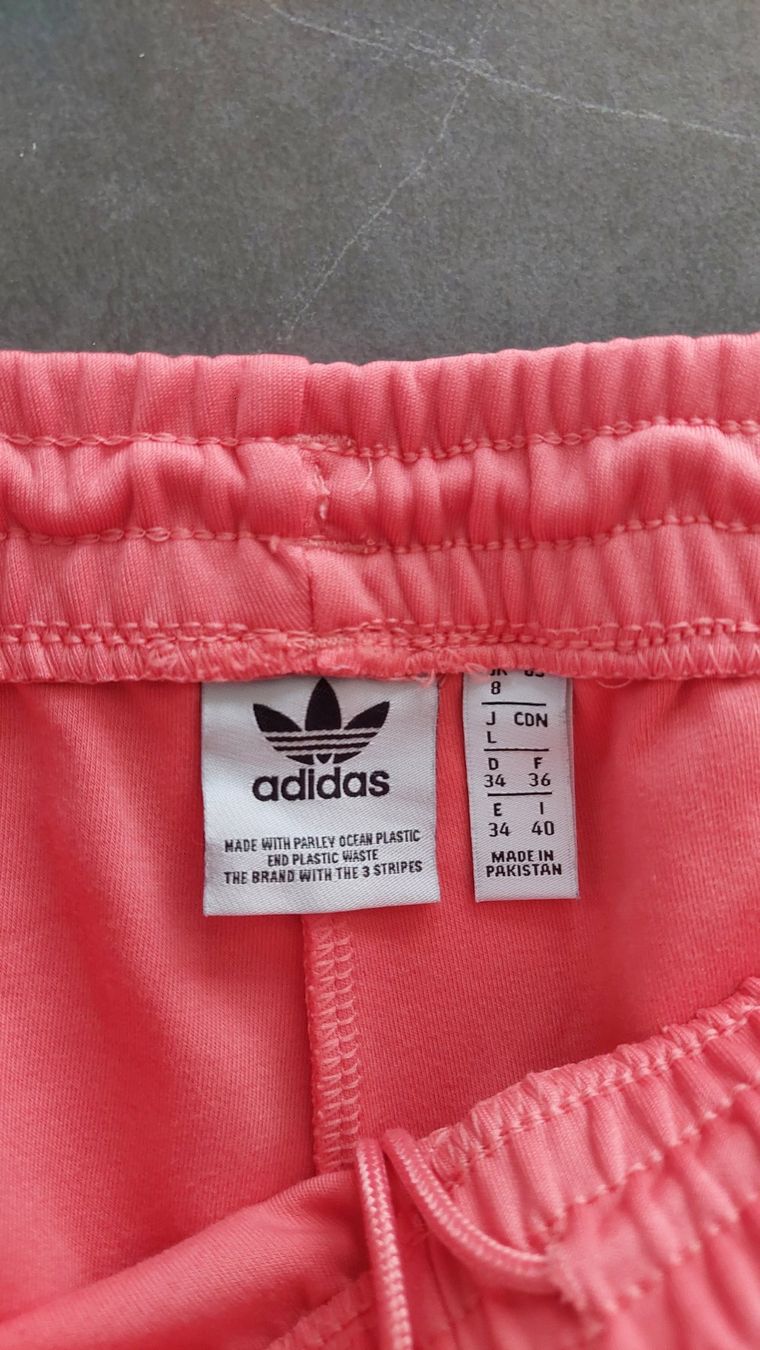 Adidas Pantaloni: Trainer Hose ADIDAS – Usato da Rupperswil venduto da sana7 1