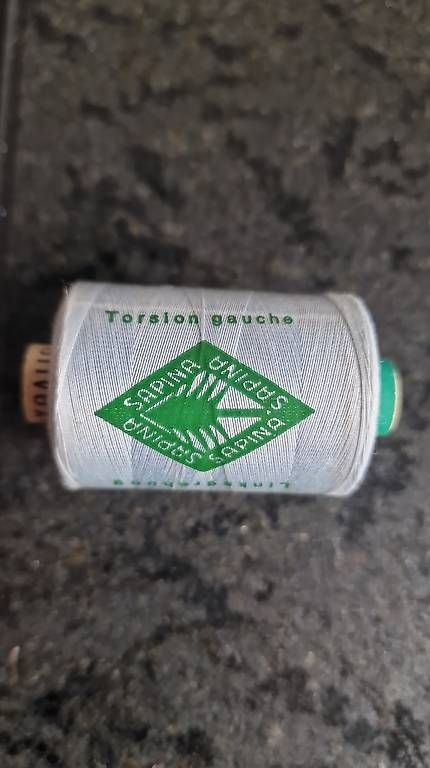 Cordicelle & Fili: Nähgarnspulen, Garn – Usato da Haslen AI venduto da jas_5dv9 2