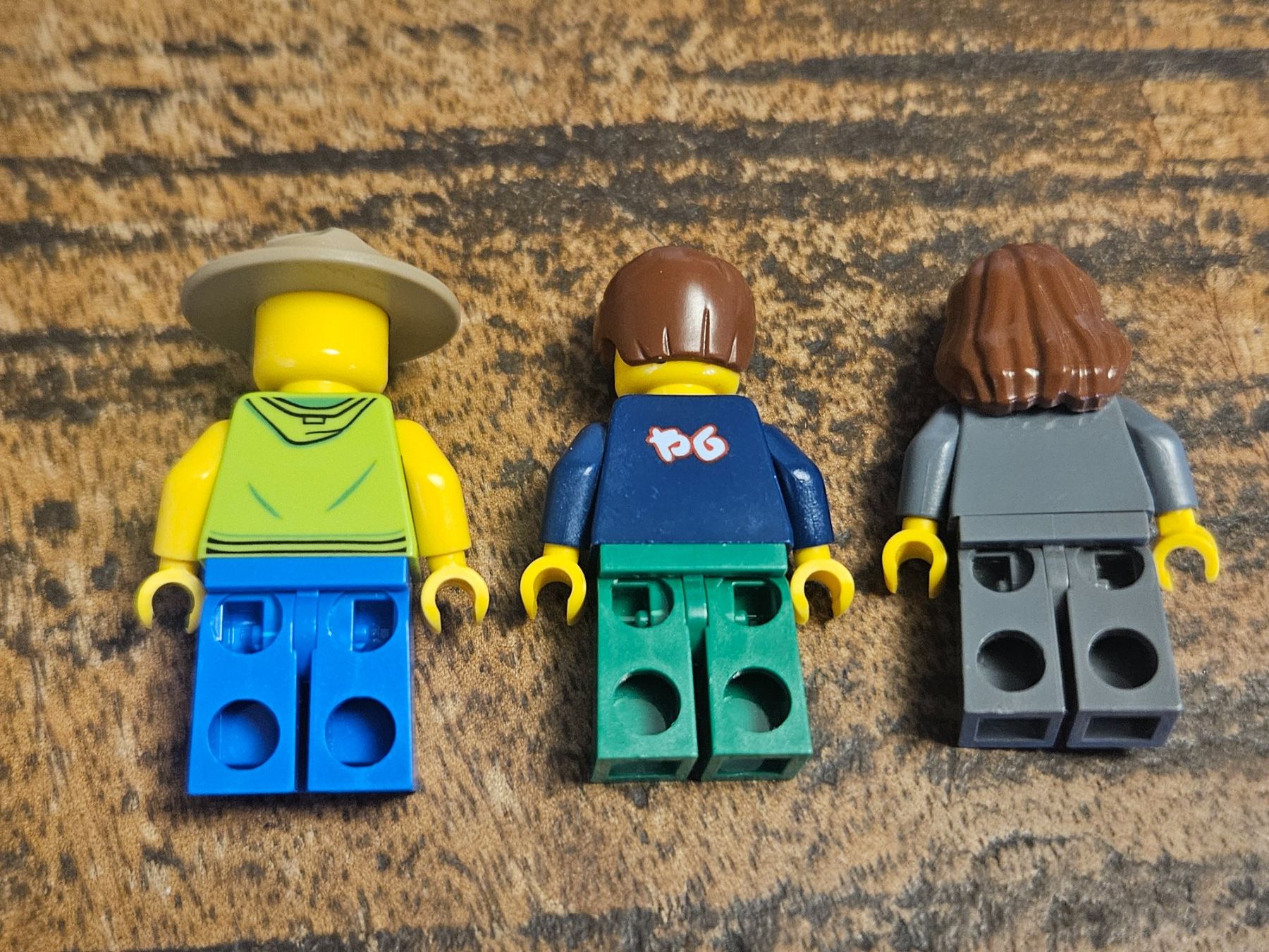 Lego Kit di costruzioni: lego lot de 3 figurines – Usato da Confignon venduto da Ecrofigs 1