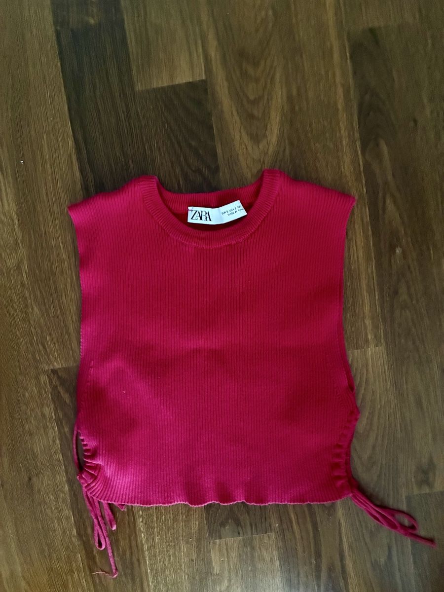 Zara Tops: Zara Crop Top – Neu (gemäss Beschreibung) aus Unterengstringen von vivienneberger