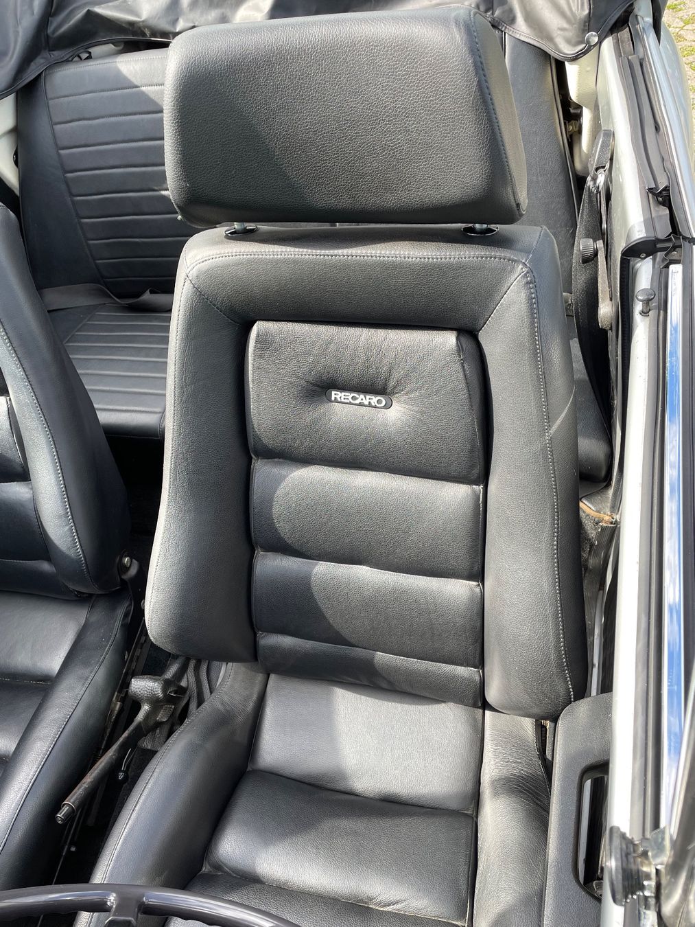 VW Automobili: VW Käfer Karmann – Usato da Lutzenberg venduto da Hajla 3