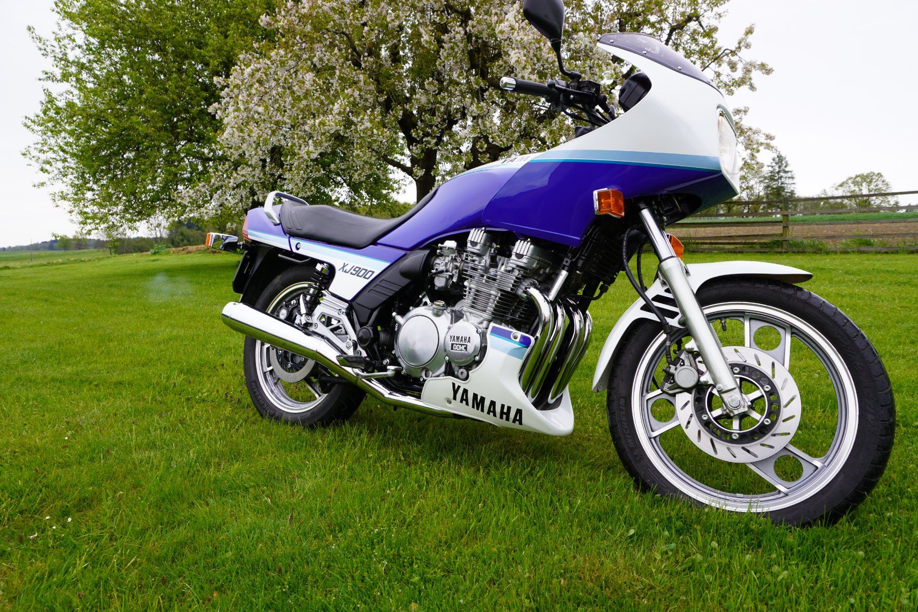 Yamaha Touring: YAMAHA XJ 900 – Gebraucht aus Messen von Wood-Shop 1