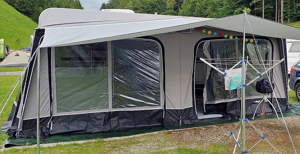 Westfield Tende : Westfield Pluto Luftvorzelt Grösse 10 – Usato da Kaltenbach venduto da Tracid 3