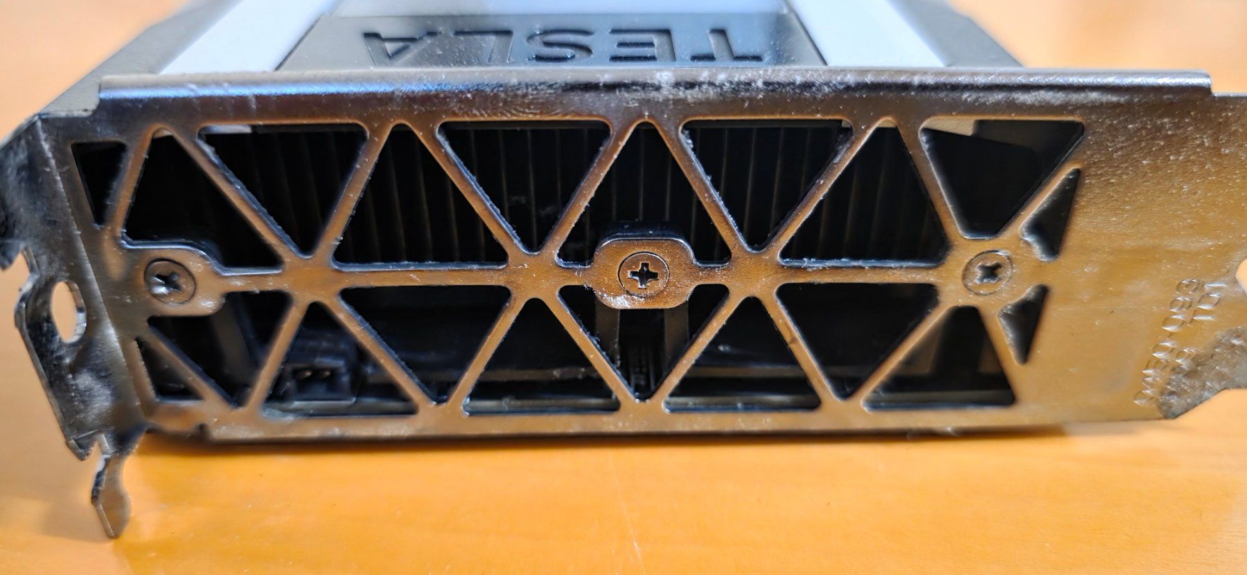 NVIDIA Tesla M40 24GB GDDR5 – Sehr wenig benutzt, Top Zustan (Gebraucht ...