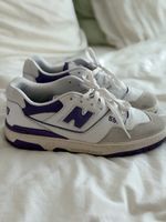 Baskets New Balance 550 violettes et blanches taille 44, occ
