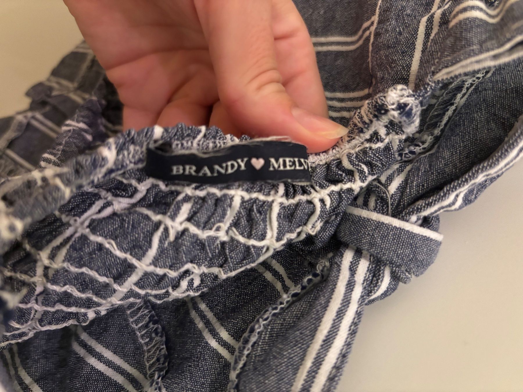 Brandy Melville Tops: Denim-style Top – Gebraucht aus Zürich von hue_82qd 2
