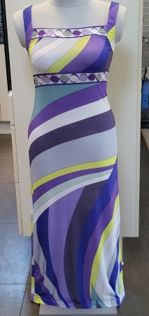 Designerkleid ideal für die Ferien aus Viskose