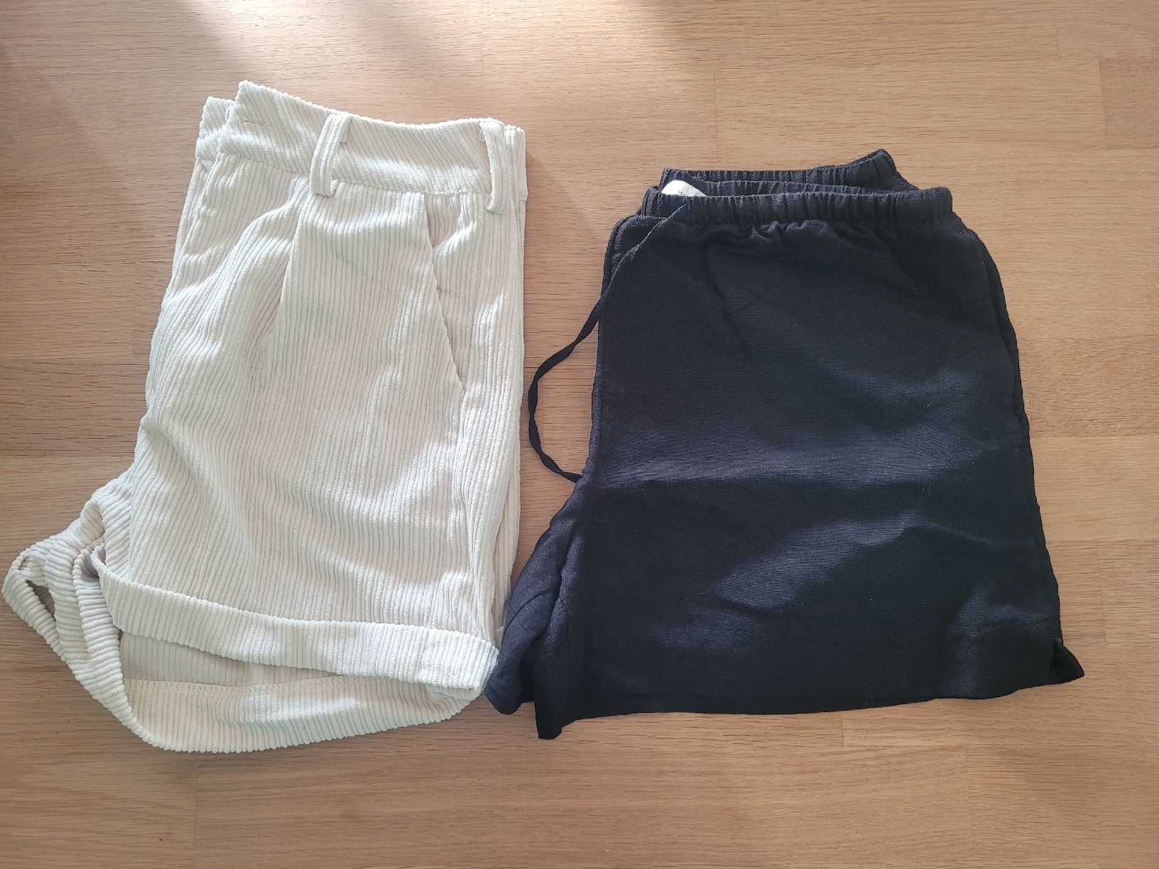 Pantaloni: Hotpants – Nuovo (secondo la descrizione) da Neu St. Johann venduto da cim_vv6n