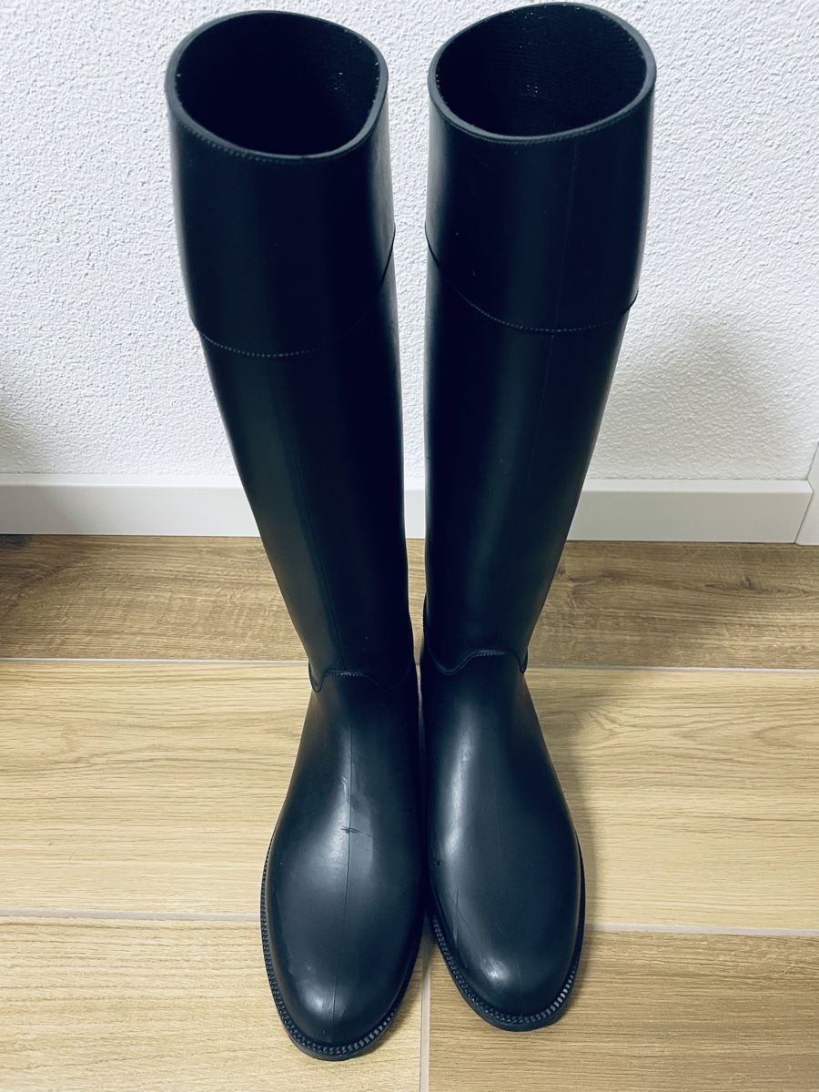 Navyboot Damenschuhe: Navyboots Black Rubber Riding Boots s. 38, Waterproof – Gebraucht aus Goldau von machdam 2