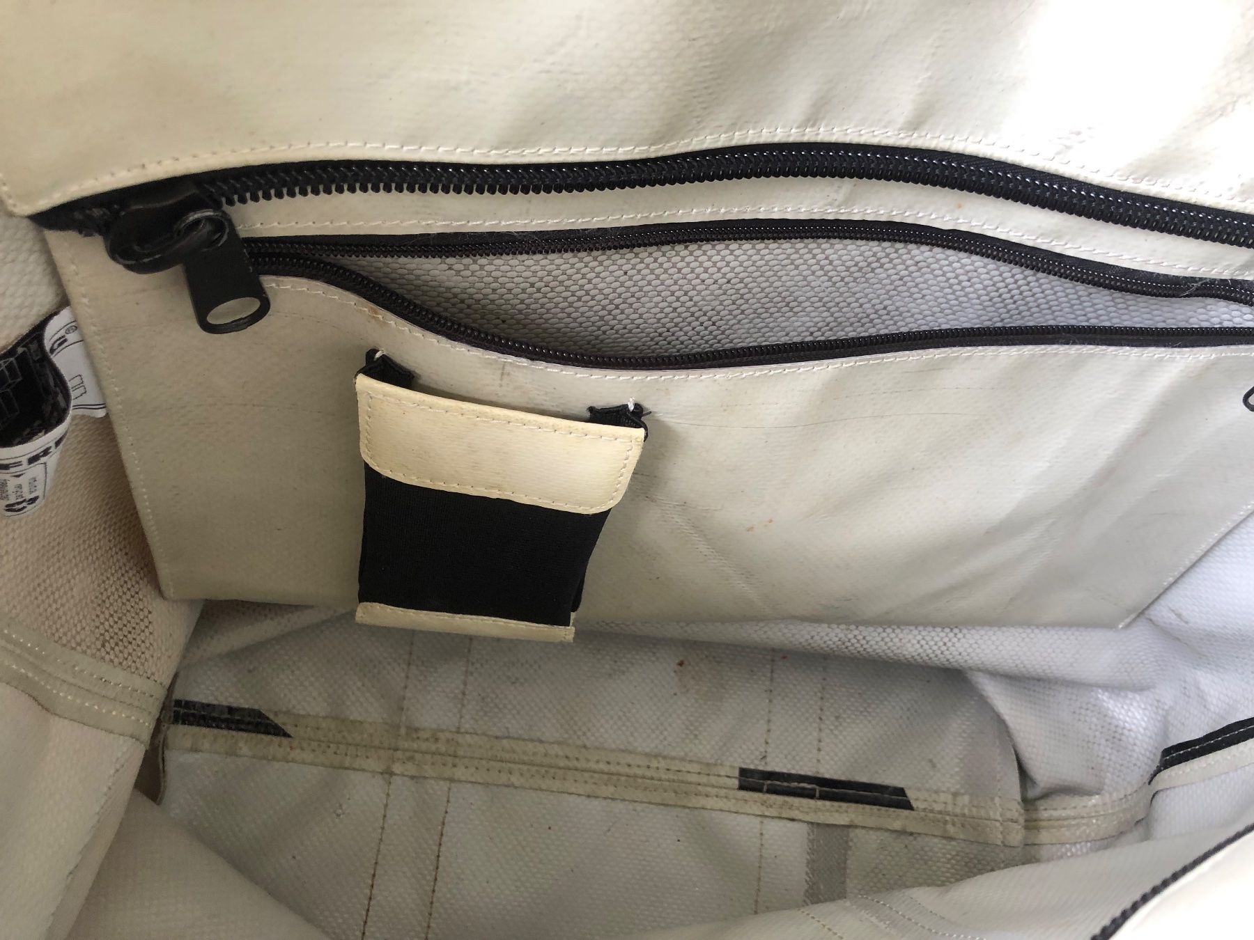Freitag Sacs: Umhängetasche – D'occasion à Winterthur par hjt_lp9n 2
