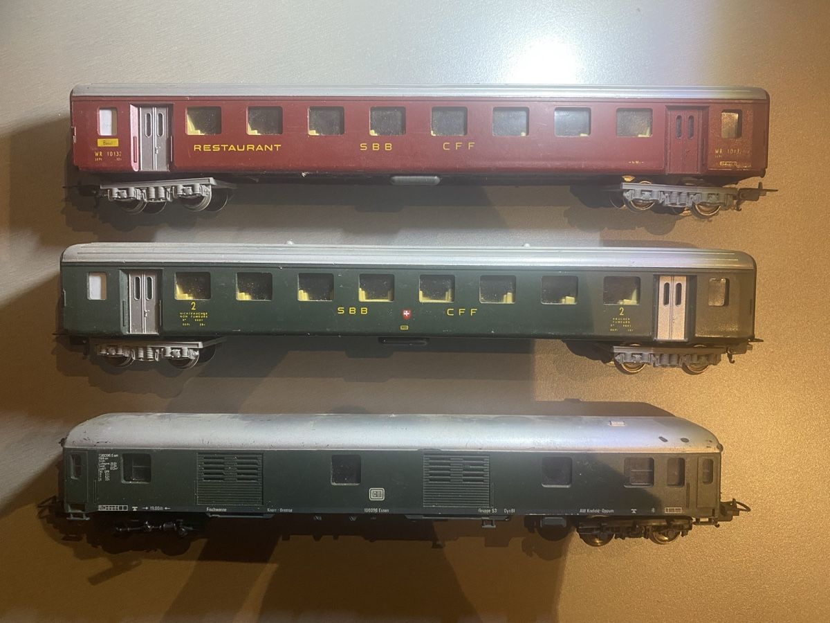 Lima Modellini di ferrovie: Modellbahn Lima SBB CFF Wagen Loks Schienen Trafo – Usato da Bolligen venduto da Deltadelta_0 1