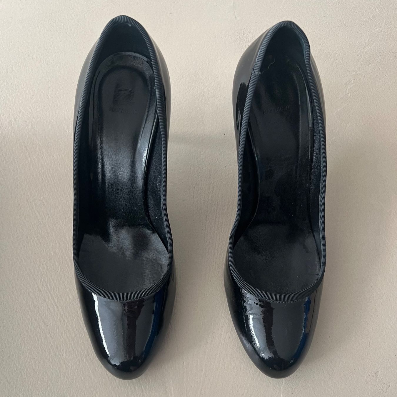 Navyboot Damenschuhe: neue NAVYBOOT Lackleder Pumps 🖤 – Neu (gemäss Beschreibung) aus Zürich von ClosetQueen 1