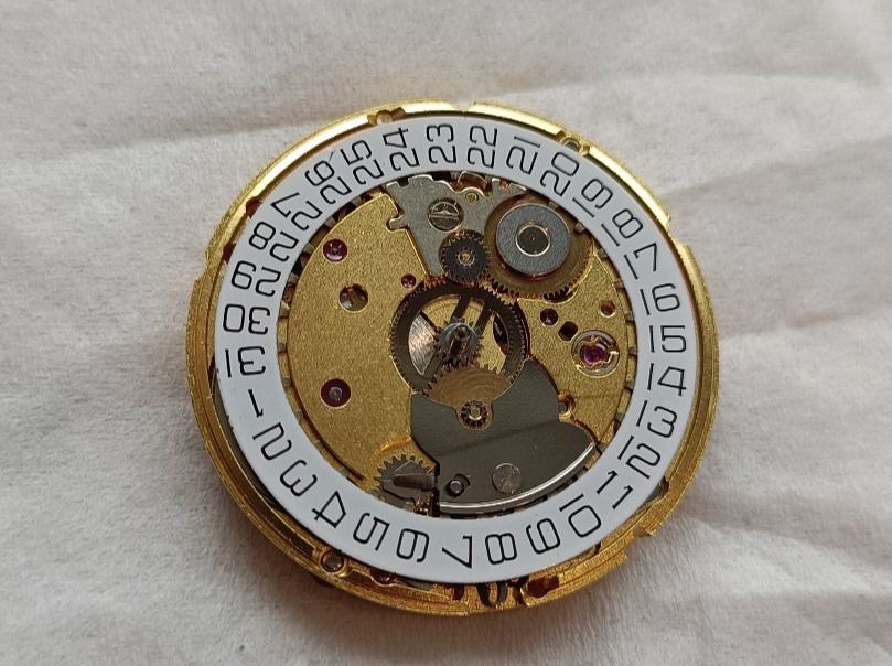 Eta Uhren: ETA-2842 Automatic Uhrwerk – Gebraucht aus Biel/Bienne von  2