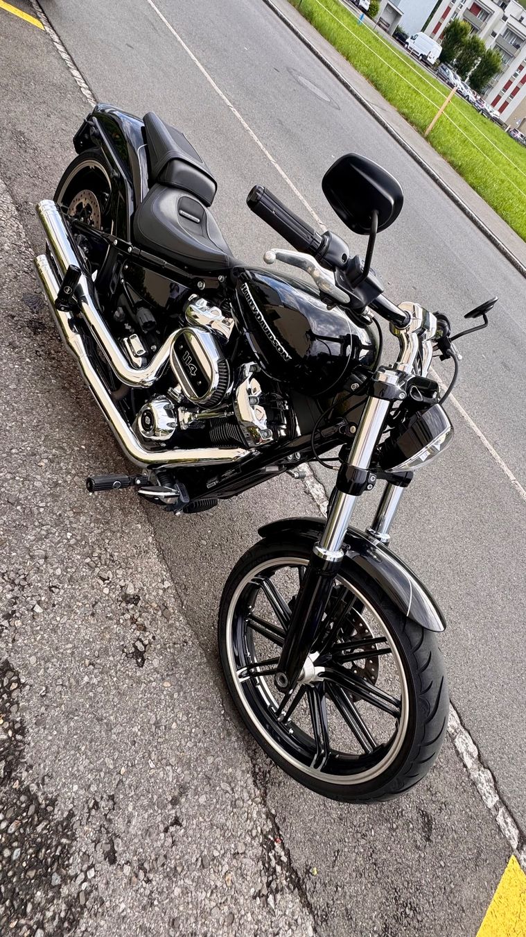 Harley-Davidson Cruisers: Harley Davidson Breakout FXBRS 114 – D'occasion à Sarnen par b.88 4