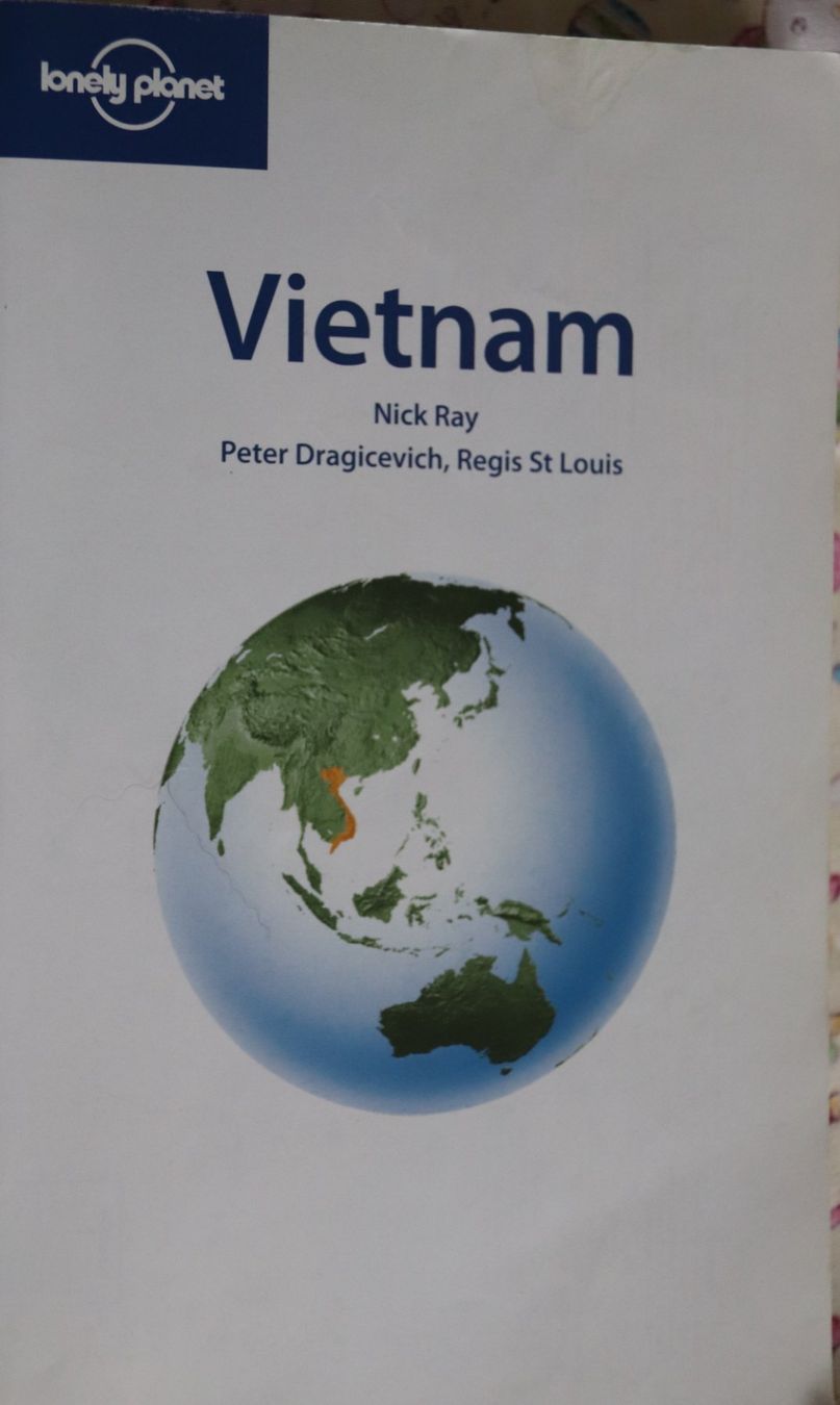 Libri: Vietnam - Reiseführer auf Englisch – Usato da Glattfelden venduto da Sirax 4