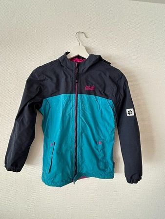 Feste Regenjacke mit Innenjacke