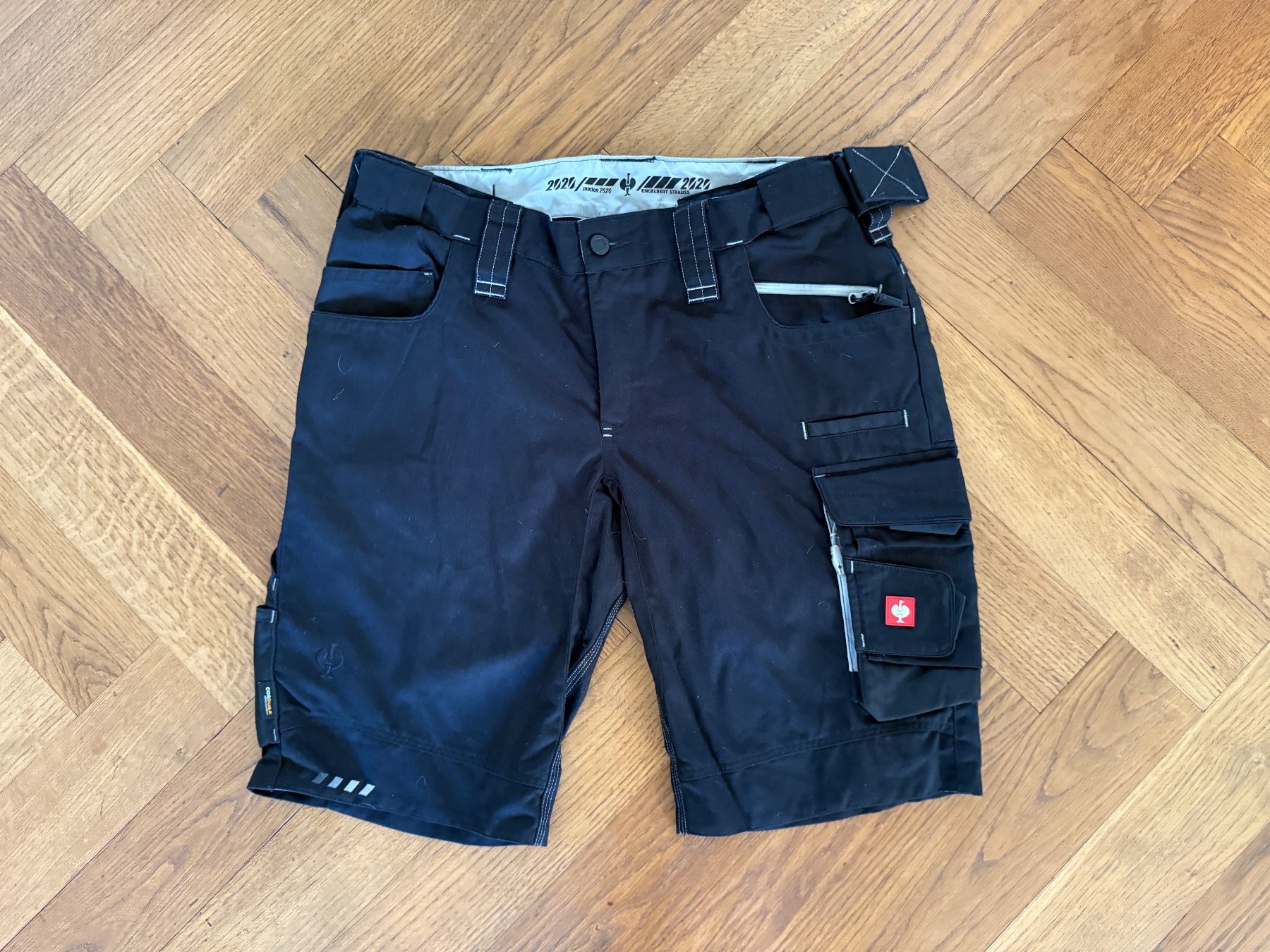 Engelbert Strauss Pantaloni: Kurze Engelbert Strauss Grösse 42 Hose motion Damen – Usato da Ennetbaden venduto da mapa05
