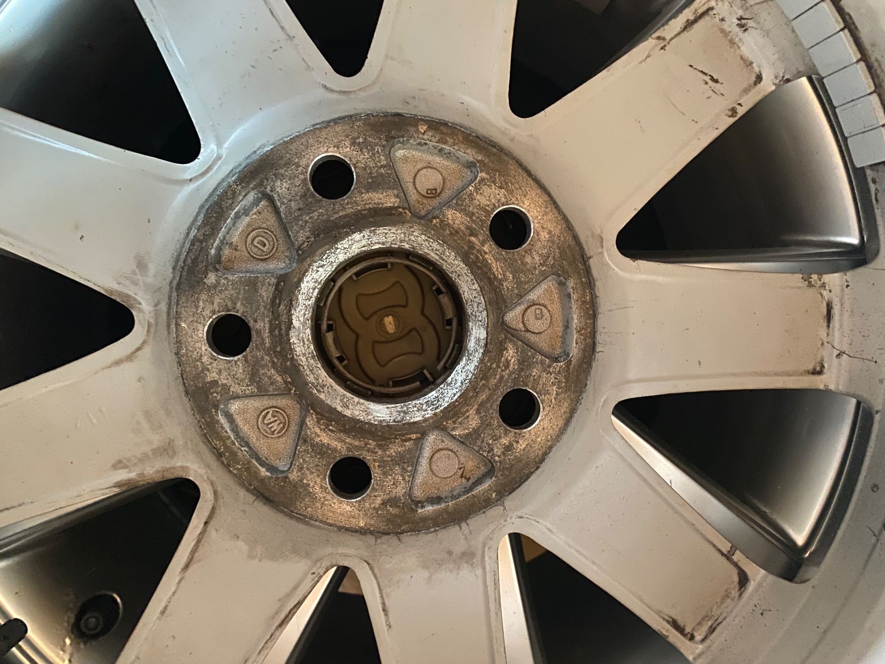 Pneumatici & Ruote complete: 4x Audi Alufelgen – Usato da Bütschwil venduto da Moorfahrer502 5