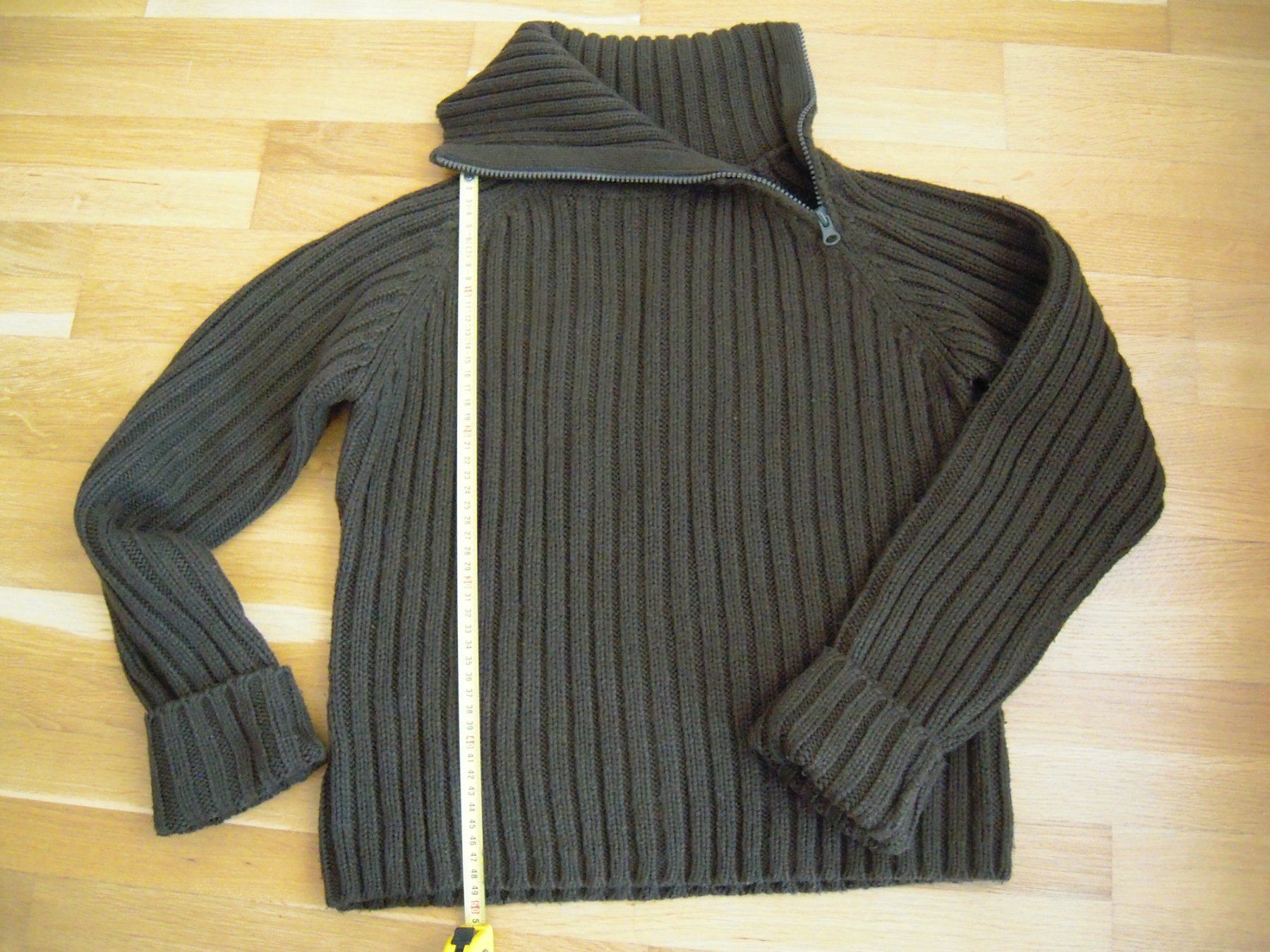 Pullover & Sweatshirts: Dunkelgrüner Rollkragen Strickpullover Gr XS / S – Gebraucht aus Uzwil von visions77