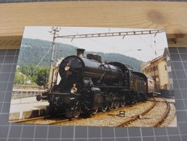Echtfoto C 5/6 mit Zug in Môtiers