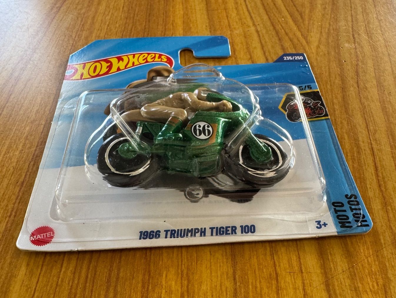 Hot Wheels Modellini d'auto: Hot Wheels Treasure Hunt TH Auto – Nuovo e nell'imballaggio originale da Steffisburg venduto da smocky17 1