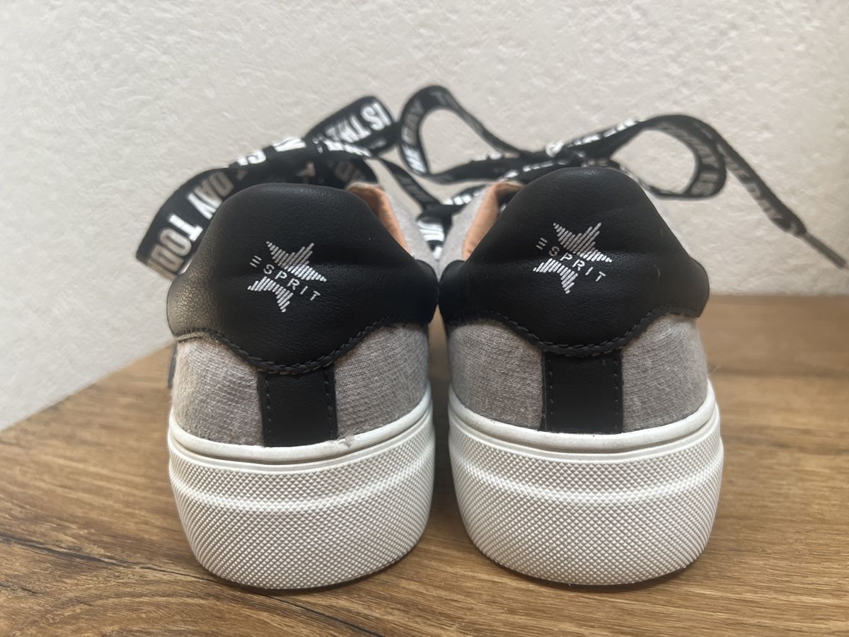 Esprit Scarpe da donna: Esprit Schuhe Gr.40 – Usato da Visp venduto da bluenero 2