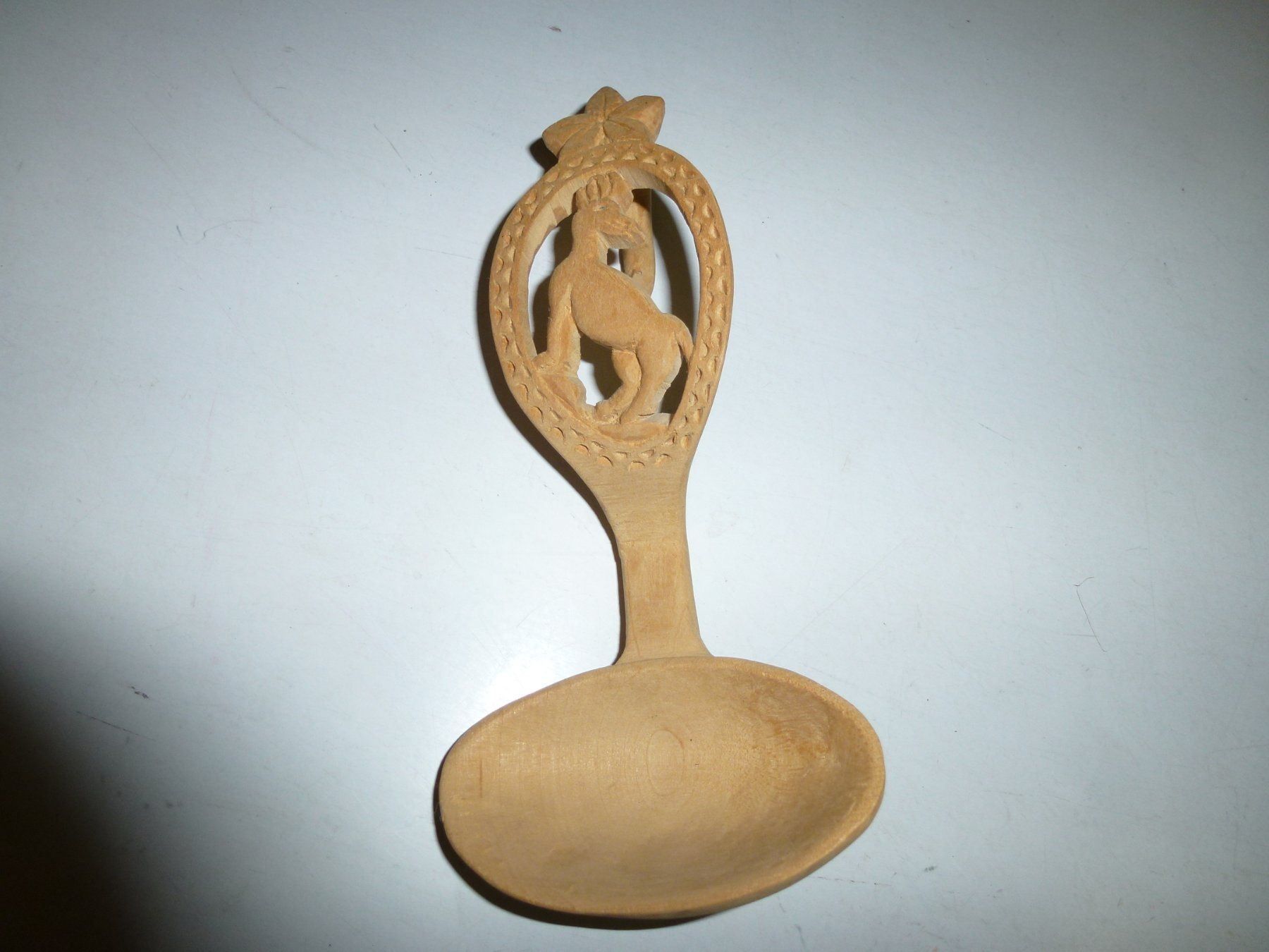 Cuillères: Holzlöffel mit einem Gemsi – Neuf (Voir description) à Bürglen UR par daisyxy5 1