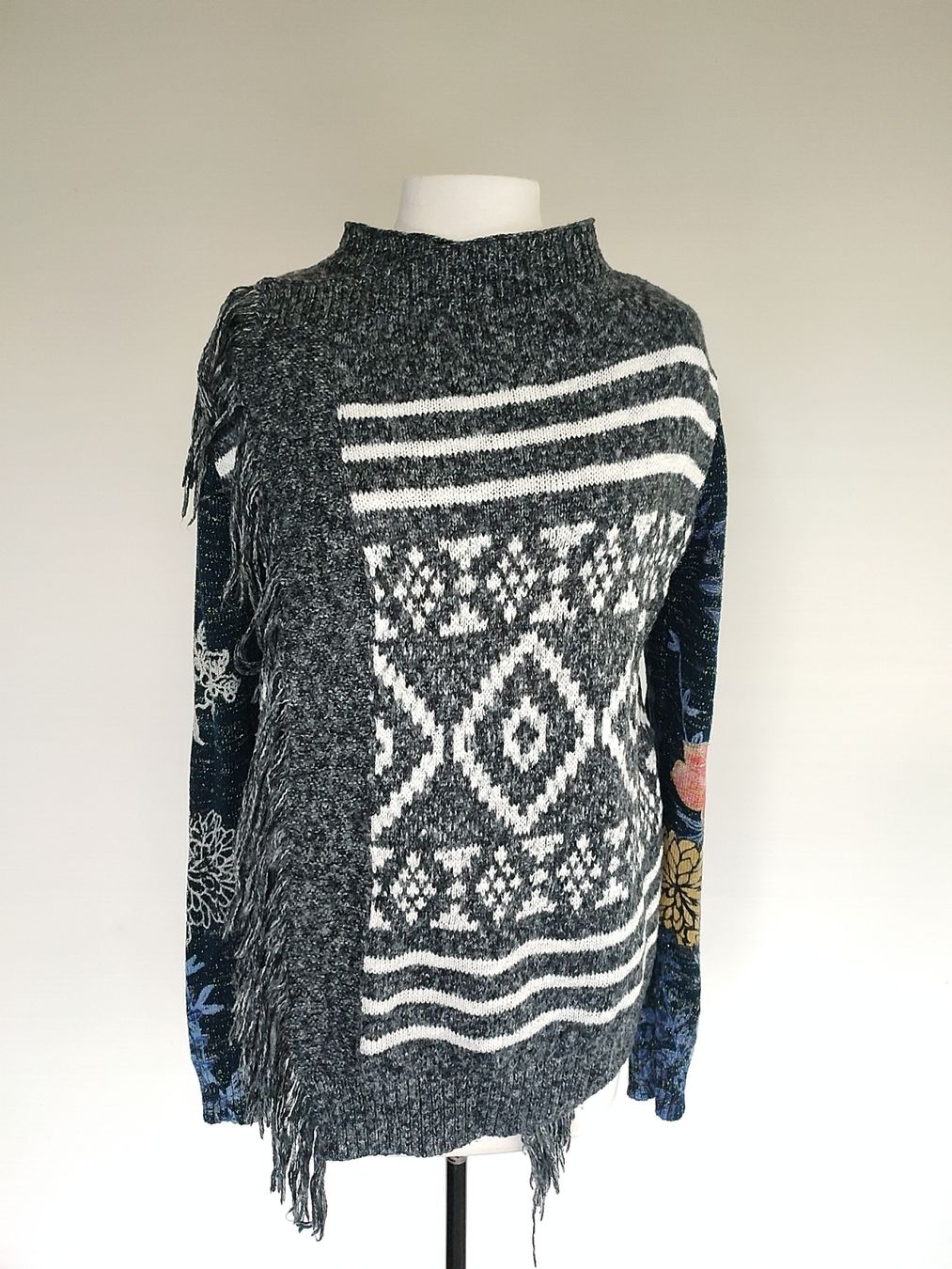 Desigual Giacche: Desigual Cardigan – Nuovo (secondo la descrizione) da Hochdorf venduto da Berry005 1