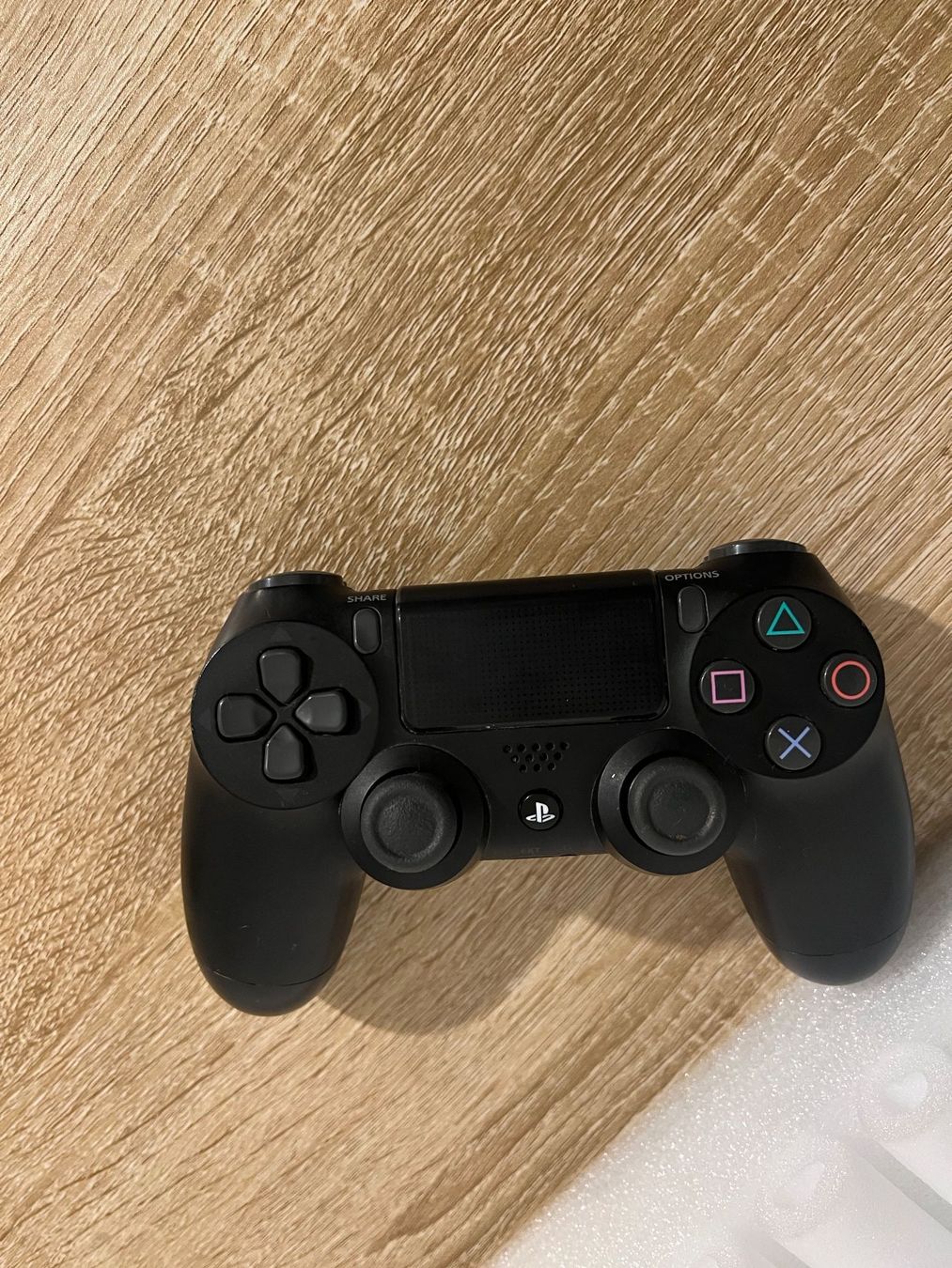 Sony Controller: PS4 Controller – Usato da Zürich venduto da T.E.B