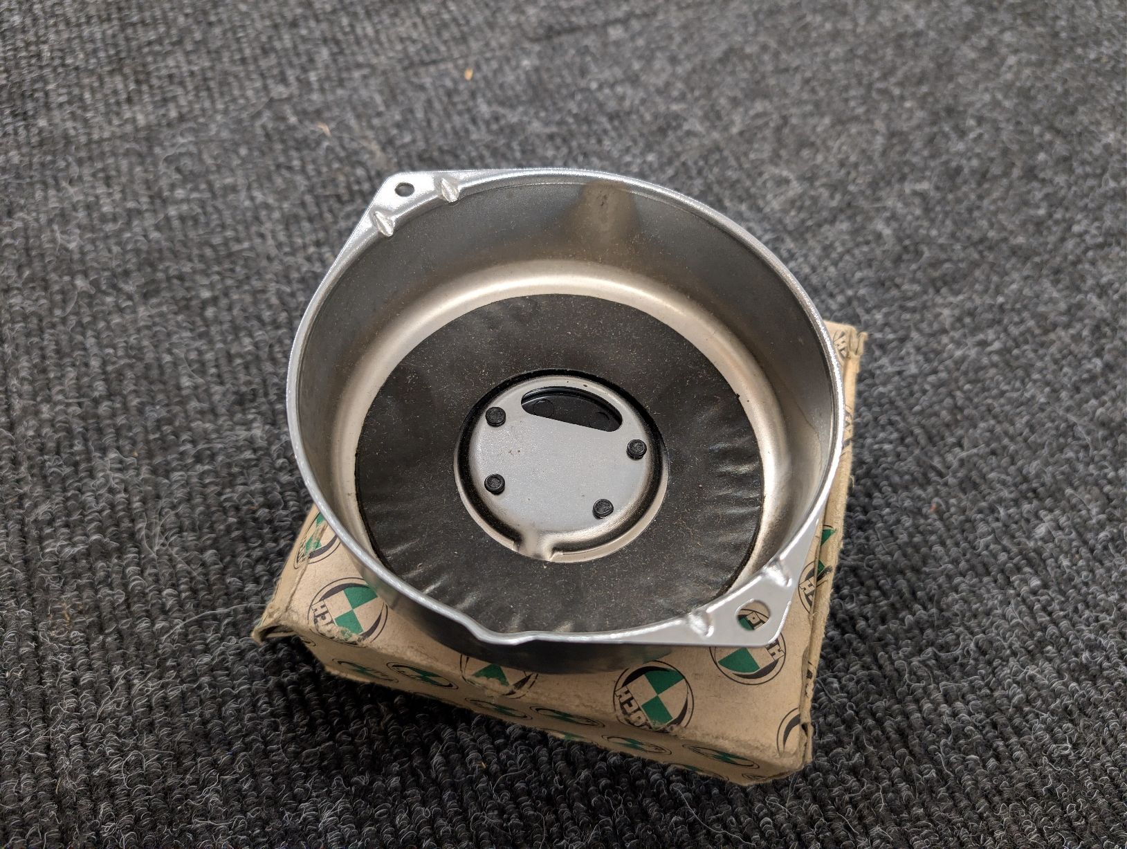 Puch Parti ricambio per ciclomotori: Puch E50 Zündungsdeckel NOS Neu Original  – Nuovo e nell'imballaggio originale da Mellingen venduto da jea_hkf9 2