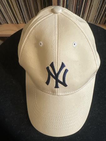 Stylische NY Cap - Neuwertig