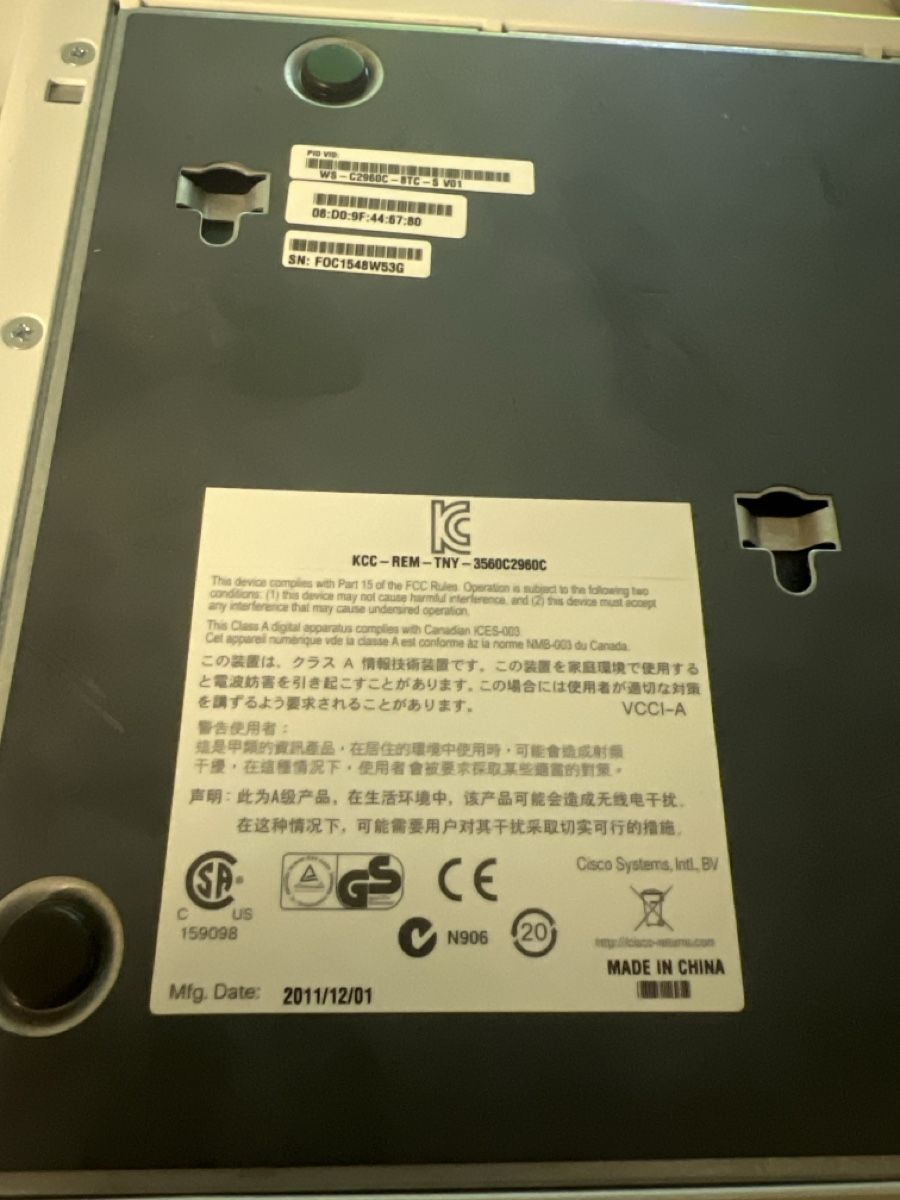 Cisco Modem & Router: Cisco Catalyst 2960-C Series Switch - Top Zustand! – Usato da Dietikon venduto da Emoruk 2